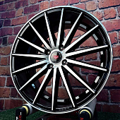 Vossen VFS2 17 j7 4/100 et35 dia67.1 