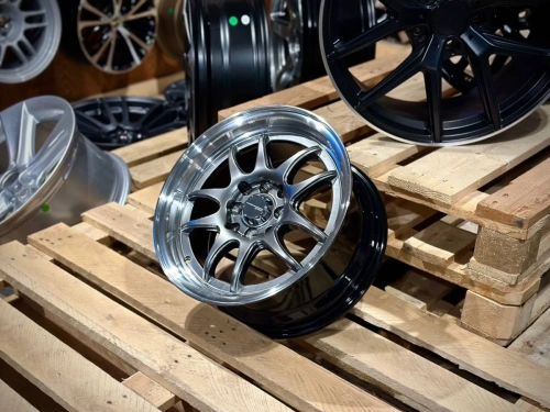 Литые диски Work CR2P 6899F FlowForming 16, 5x114.3, HYPER BLACK (ET: 35, DIA: 73.1, W: 7)
